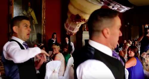 Storyful: Wedding cake disaster