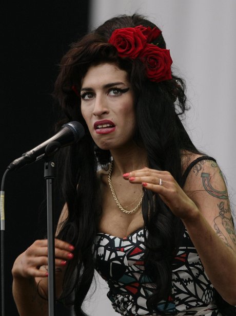 Amy Winehouse: Life in Pictures - Amy Winehouse: Life in Pictures - Heart